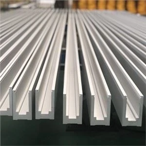 Profil en aluminium extrudé anodisé en forme de U